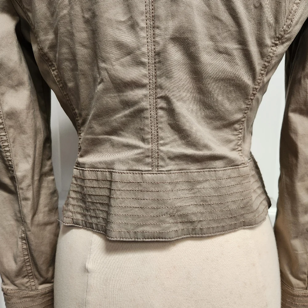 Taupe Fitted Buckle Collar Utility Jacket from White House Black Market. - Picture 9 of 15